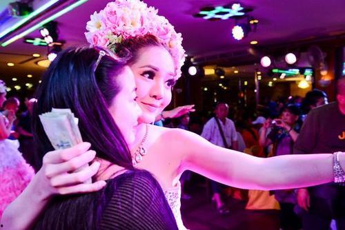 chinese国产人妖,探索中国变性文化与社会变迁 第1张 chinese国产人妖,探索中国变性文化与社会变迁 第1张